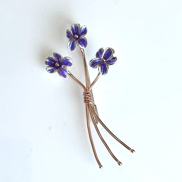 Violet Brooch – Dominique Giordano Design