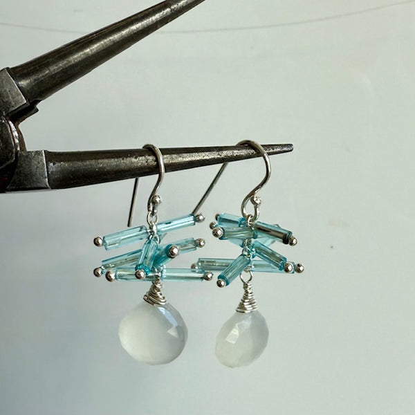 Helix mini Earrings: Aqua/Moonstone