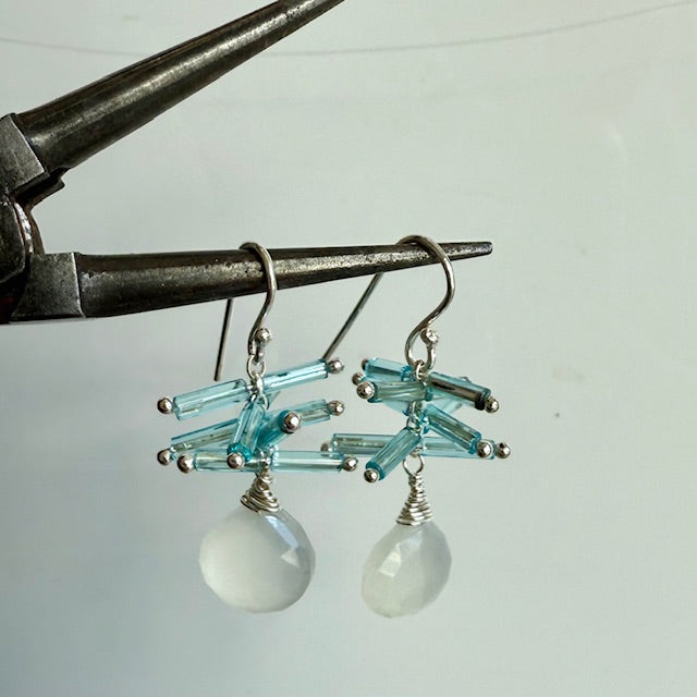 Helix mini Earrings: Aqua/Moonstone