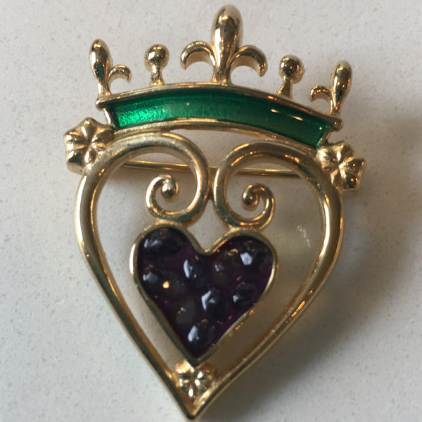 MKOL Queens Pin