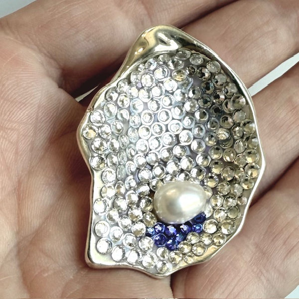 Oyster Pin/Pendant  w/ Diamonds