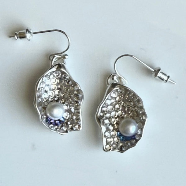 Oyster Earrings with Diamonds