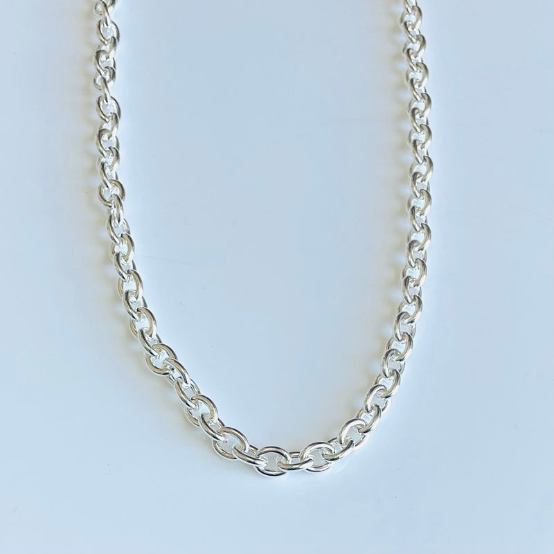Closed Link Chain: Silver