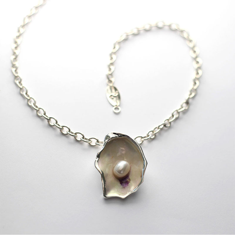 Oyster Necklace: Large